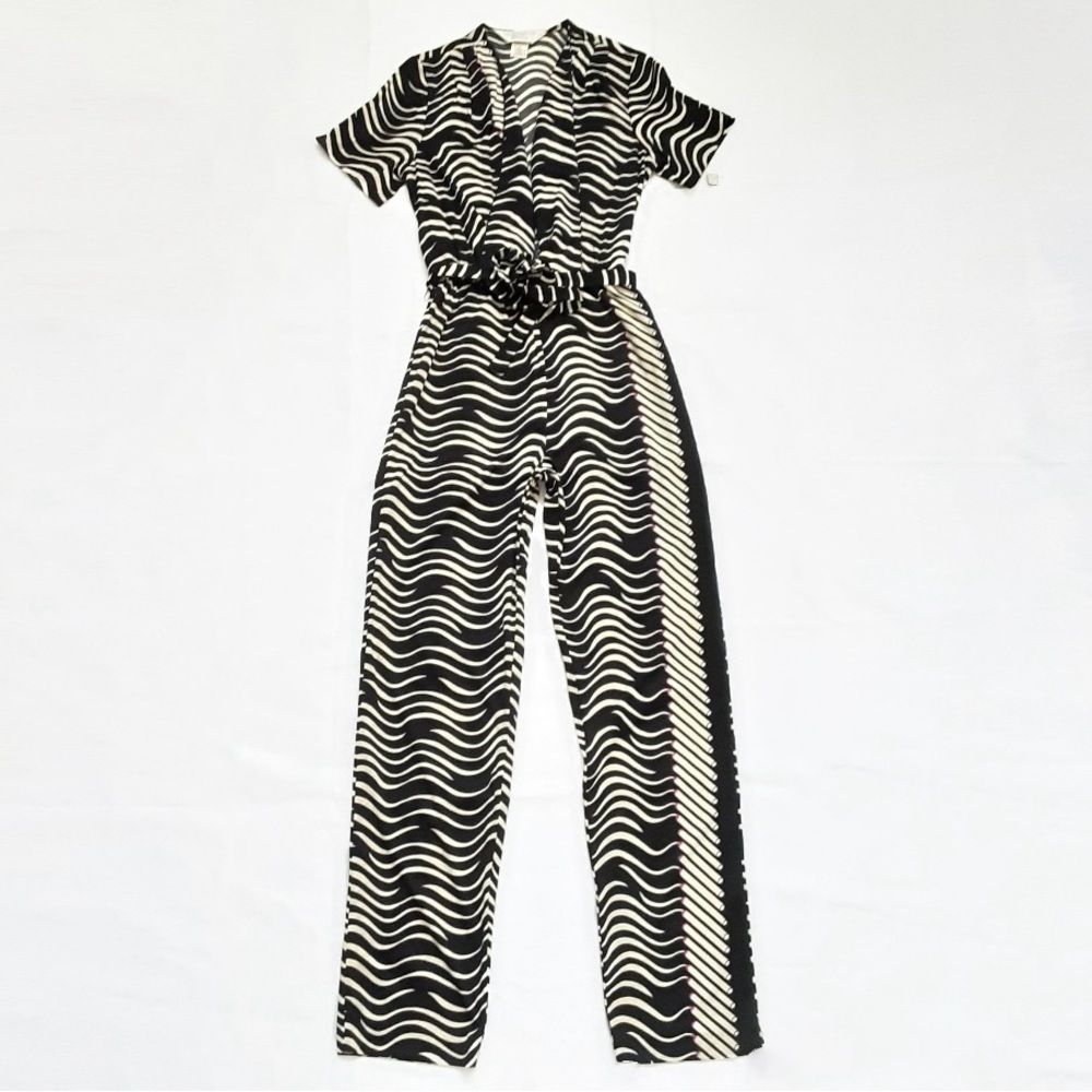 Rare deadstock smoking cigarette print jumpsuit 70s 80s